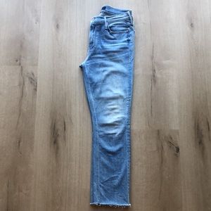MOTHER Denim The Mid Rise Dazzler Ankle Fray